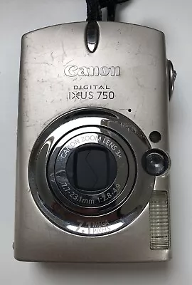 Canon IXUS 750 Digital Camera And Accessories FAULTY No Battery • £29.99