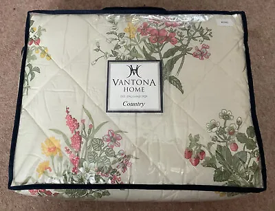 Vantona  King Size  Quilted Fitted Bedspread  Nerissa • £45