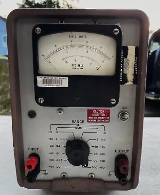 Lot 3219: Hewlett Packard HP H0-400D Vacuum Tube Voltmeter • $25