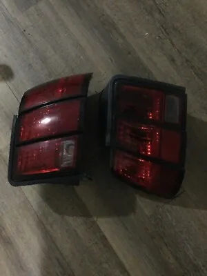 Tail Light Set For 1999-2004 Ford Mustang Driver And Passenger Side Halogen • $100