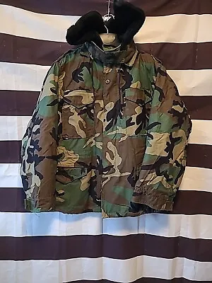 Vintage US Army Cold Weather Coat Insulated Liner Fur Hood Woodland Camo M-65 LG • $140