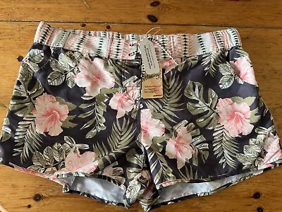 Mantaray Waikiki Board Shorts Uk 18 New  • £12