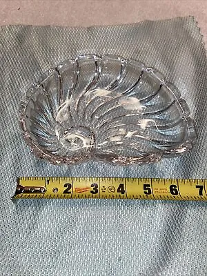 Mikasa Nautilis Shell Serving Dish Glass Crystal Center Piece Bowl. 6.5” • $12