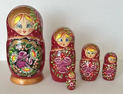 Vintage Russian Matryoshka Nesting Stacking Dolls 5 Pieces Hand Painted 6”H • $24.99