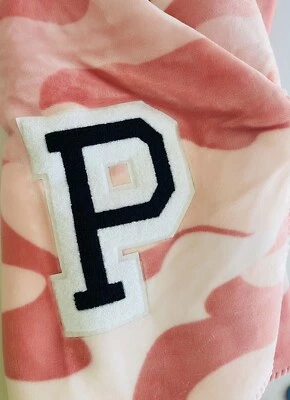 $51 • Buy Victoria’s Secret Pink Sherpa Blanket CamoPink Sleep Throw