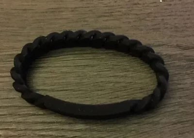 Marc Jacobs Pansy Black Braided Silicone Rubber Bracelet • $17.50