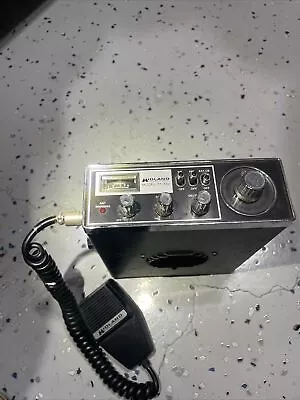 Vintage 1976 Midland Model 77-882 CB Radio With Mike Power Cord And Manual • $19.99