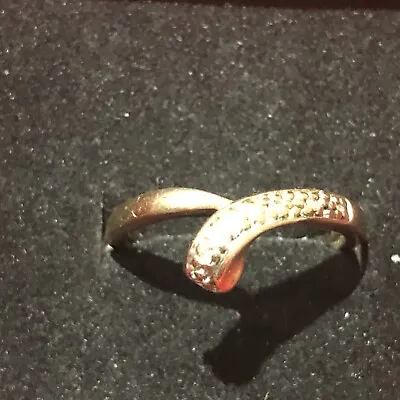 9ct Yellow Gold  Diamond Chip .03 Ct Snake ? Ring Size L 1.75Grams Sheffield • £55
