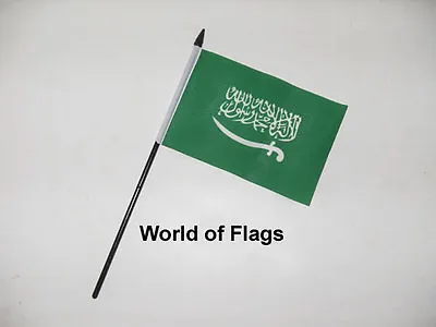 £3.50 • Buy SAUDI ARABIA SMALL HAND WAVING FLAG 6  X 4  Arabian Crafts Table Desk Display 