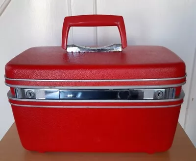 Vintage Bright Red Samsonite Silhouette Hard Shell Vanity Case With Mirror • £39.99