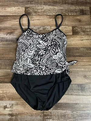 Maxine Of Hollywood Women One Piece Swimsuit Bathing Suit Black White Size 18 • $19.99