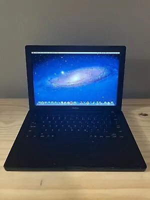 2006 Apple MacBook  Core Duo  2.0 13  A1181 (Black) MA472LL/A - WORKING • $11.50