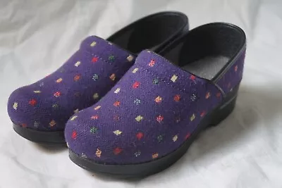 Dansko Professional Vegan Clogs 38 Womens 7.5-8 • $39.99