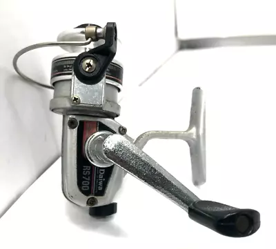 Vintage Daiwa Rs700 Ultra Lite Spinning Reel • $18.99