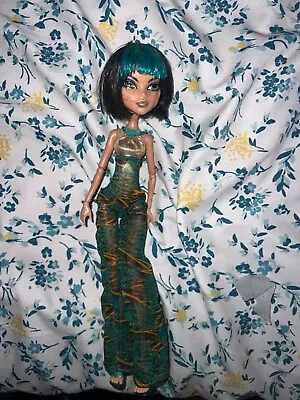 Monster High Rare Cleo De Nile Skull Shores Doll  • $60