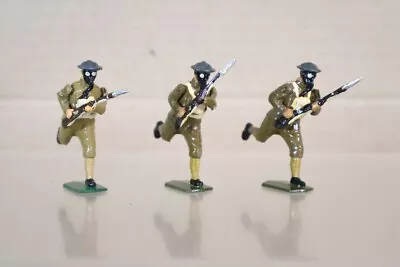 BRITAINS RE PAINTED HOLLOW CAST WWI BRITISH SOLDIERS In GAS MASKS ADVANCING Oj • $88.28