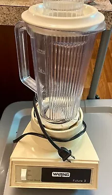 Vintage Waring Futura II Blender Almond Color GOOD! • $21.99