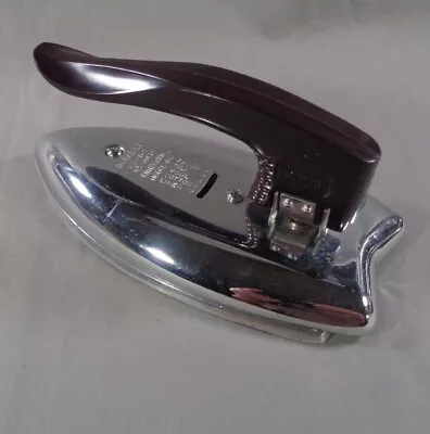 Vintage Durabilt Automatic Folding Travel Iron Model 402 Winsted - No Cord • $4.99