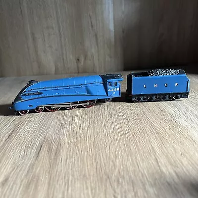 Hornby R528 LNER 4498 Steam Locomotive ‘Sir Nigel Gresley’ Ltd Edition • £89.99