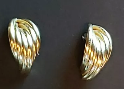 Vintage Pair Classic Solid 14k Yellow Gold Corrugated Tube Stud Earrings • $55