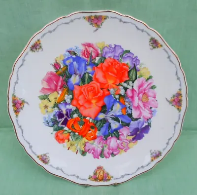 Royal Albert Collector's Plate - The Queen Mother's Favourite Flowers - Finale • £14.99