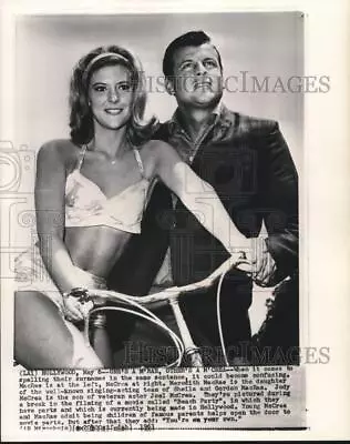 1963 Press Photo Meredith MacRae & Jody McCrea On  Beach Party  Set In Hollywood • $15.99