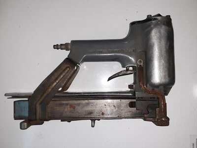 $145 • Buy Senco Pw 16 Gauge Pneumatic Wide Crown Staple Gun  Stapler, 3/4  To 1-1/4 