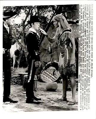 $20 • Buy LD289 1966 UPI Wire Photo JULIE NEWMAR JIM ARNESS CLINT WALKER STARS IN F TROOP