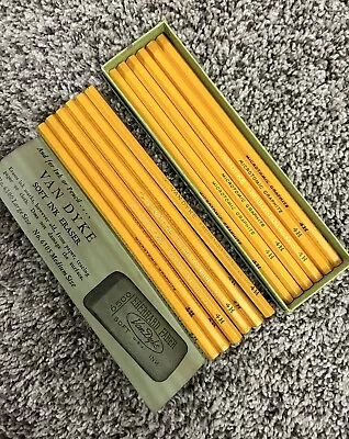 VINTAGE - 12 Eberhard Faber Microtomic Van Dyke Drawing Pencils 600-4H In Box • $25