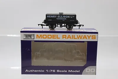 Dapol B876 OO Gauge Rectangular Tank Wagon Henry Ellison 5426 • £13.99