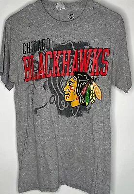 Chicago Blackhawks NHL Small T Shirt Gray Adult Short Sleeve T Shirt • $18