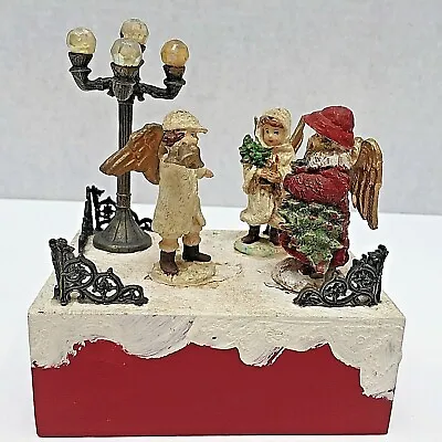 RARE Vintage Wood 3-ANGELS MUSIC BOX 5.75  Tall Old Fashion Christmas WORKS • $20.99