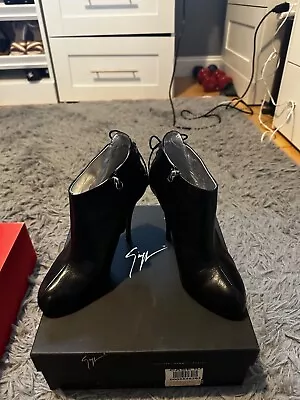 Giuseppe Zanotti Ankle Boots- Black Leather - Size  40 • $100