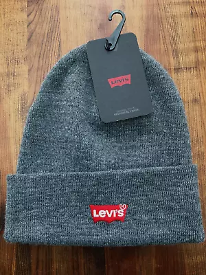 Levi's Grey Knitted Cuffed Beanie With Small Red Batwing -One Size-Unisex-BNWT • £19.99