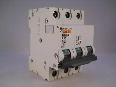 Merlin Gerin MCB 32 Amp Triple Pole 3 Phase Breaker Type B 32A C60HB332 25873 • £24.95