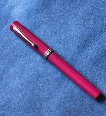 Beautiful!  Sheaffer No-Nonsense Cartridge Fountain Pen Dark Pink Flat Top NOS • $25.50