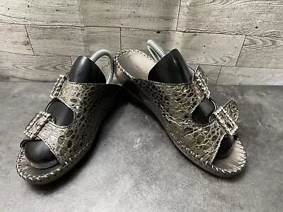 LA Plume Jen Women Shoes Metallic Gray 6.5M Leather Slip On Rhinestone Sandals • $37.82