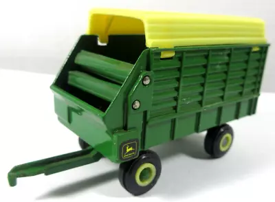 Vintage 1/64 Scale Ertl Toy John Deere Forage Wagon #567 9011 Farm Vehicle • $15.99