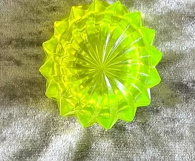 Uranium Glass Or Vaseline Glass Trinket Powder Table Box Yellow NEW 8.7cm X 6cm • £30