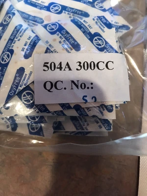 $24.40 • Buy 26 - 1 Gallon Mylar Resealable Bags With 300cc Oxygen Absorbers