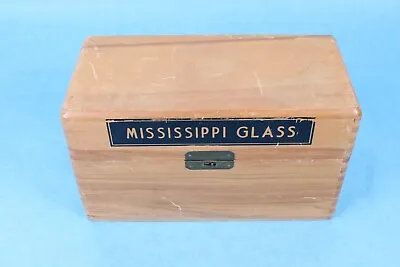 VINTAGE 1930's MISSISSIPPI GLASS SALESMAN SAMPLE STORE DISPLAY BOX • $34.99