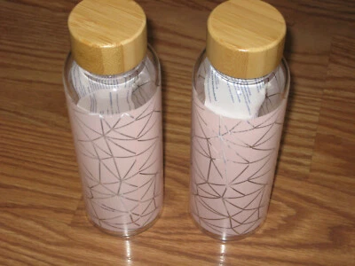 £5 • Buy Glass Water Bottles X 2 NEW