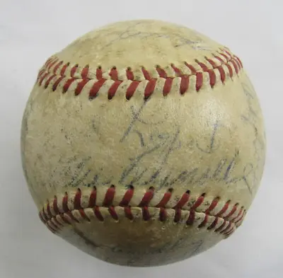 1953 Yankees Team Signed Baseball Mickey Mantle Yogi Berra Billy Martin +21 • $809.95