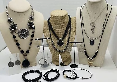 15 PC Vintage To New Jewelry Lot BLACK/SILVER Bracelets Necklaces Earrings J-671 • $15.99