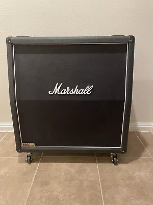 Marshall (1960A) 300 W 4x12   Angled Extension Cabinet • $850