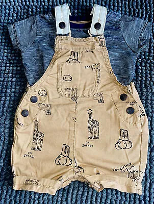 Nutmeg Baby Boys Safari Animals Dungarees & Top Outfit Size 0-3 Months • £3.50