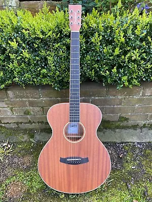 Tanglewood Acoustic Guitar TWU-F Near Mint Condition • £170