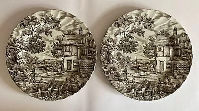 Pair Of Vintage Plates THE HUNTER By MYOTT Pottery B&W • £4.50