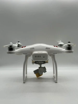 $629 • Buy DJI Phantom 3 Standard Quadcopter Drone GL358wA With Parts (Pre-owned)