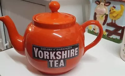 Retro Taylor’s Of Harrogate Yorkshire Tea Teapot • £14.99